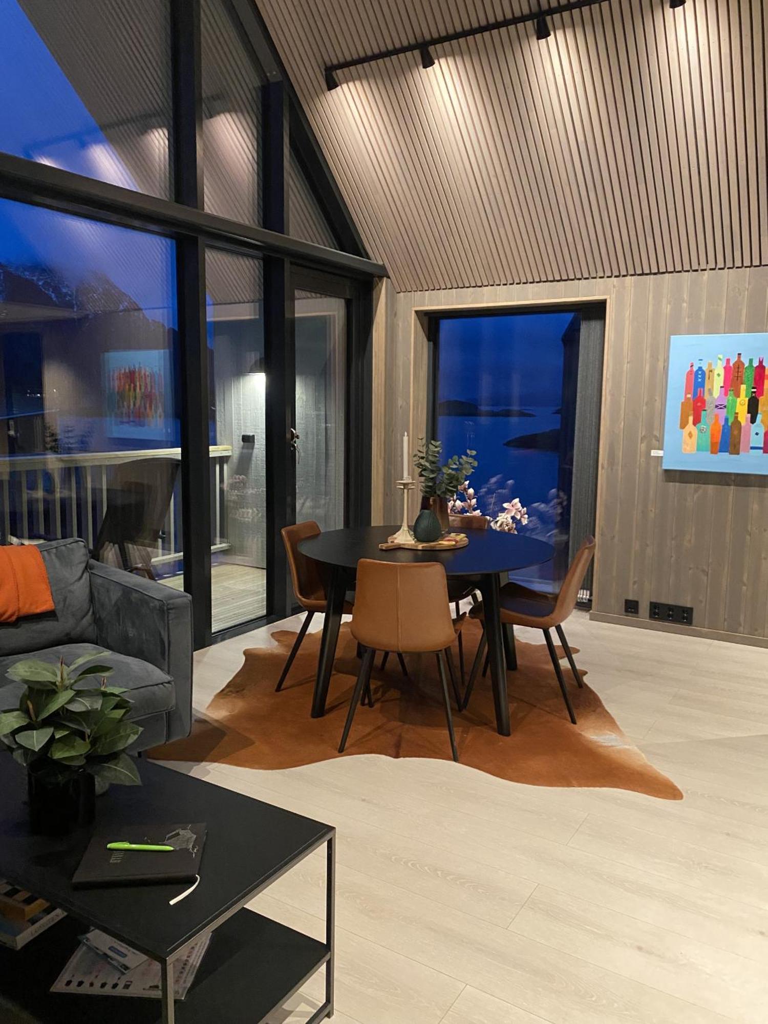 Ny Leilighet I Henningsvaer! Luaran gambar